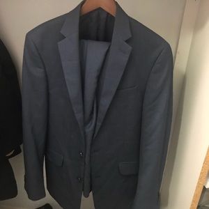 Kenneth Cole Reaction Suit Jacket and Pant